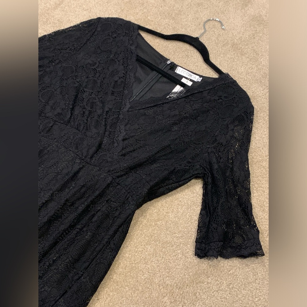 Retro Vneck black lace dress half sleeves size L